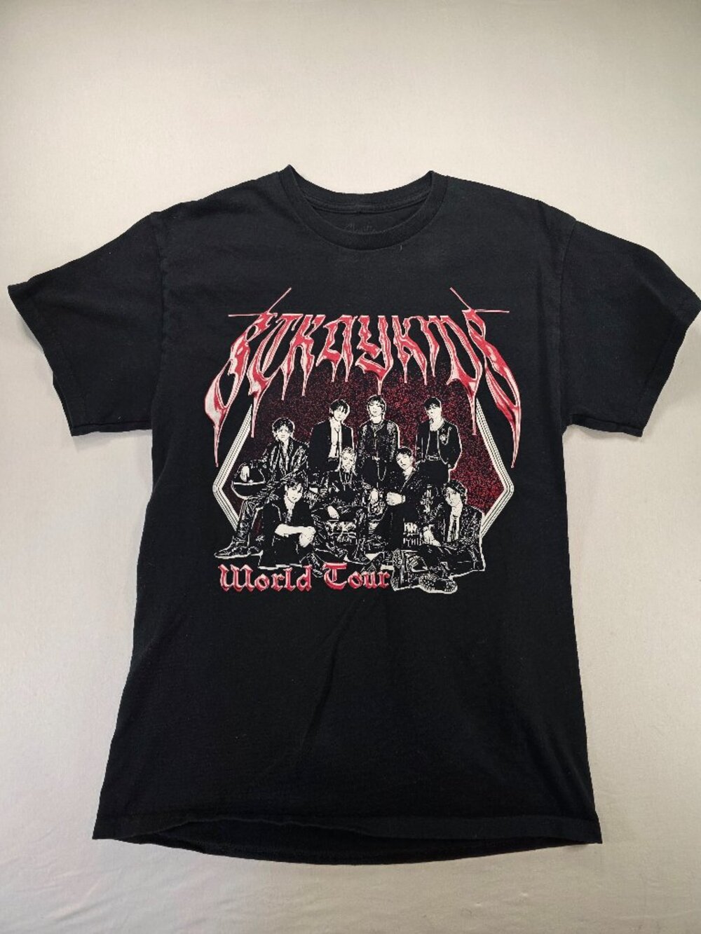 Stray Kids 2025 Dominate Tour Shirt Size Medium